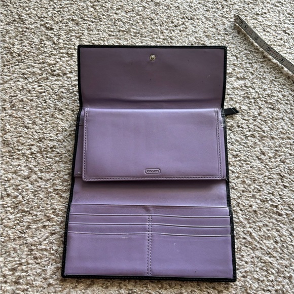 Coach Wallet - Picture 6 of 8